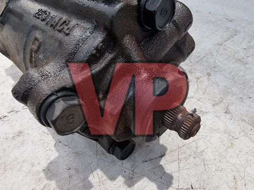 2013 MITSUBISHI FUSO Canter 7C15 - 3.0 Power Steering Box