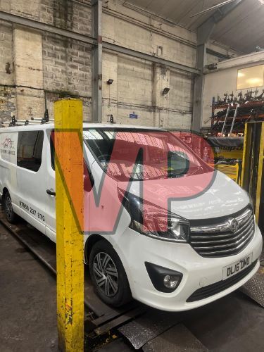 VIVARO TRAFIC NV300 - RH Drivers Right Front Wiper Arm O/S (2014-On)