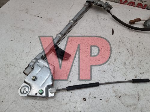 2013 MITSUBISHI FUSO Canter Drivers Right Front Door Window Regulator Motor