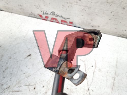 2013 MITSUBISHI FUSO Canter Battery Lead Terminals Positive Negative Wiring Loom