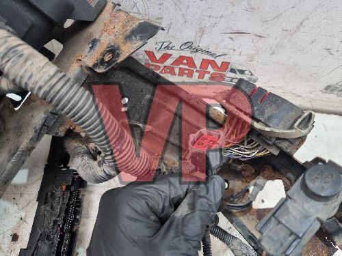 Ford Transit Mk7 - 2.4 RWD Fusebox Fuse Box Wiring Loom Harness