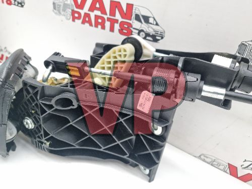 Ford Transit Mk7 - 6 Speed FWD Gear Stick & Cables (07-13) Genuine