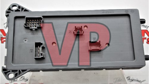 VW Crafter Merc Sprinter - SAM Unit Fuse Box (06-17)